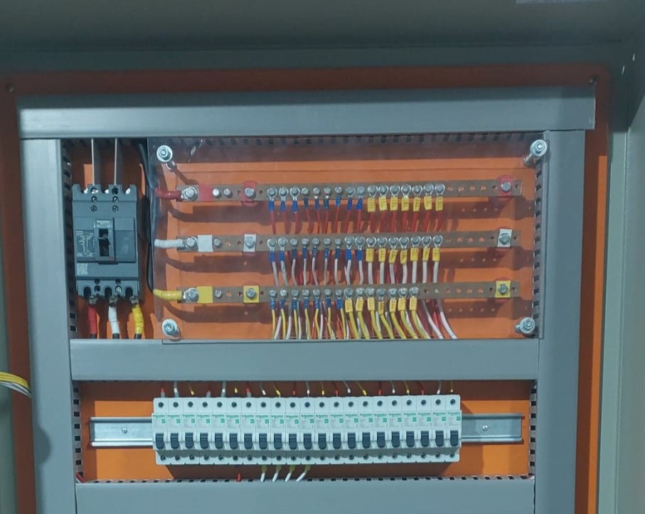 Quadro de comando industrial