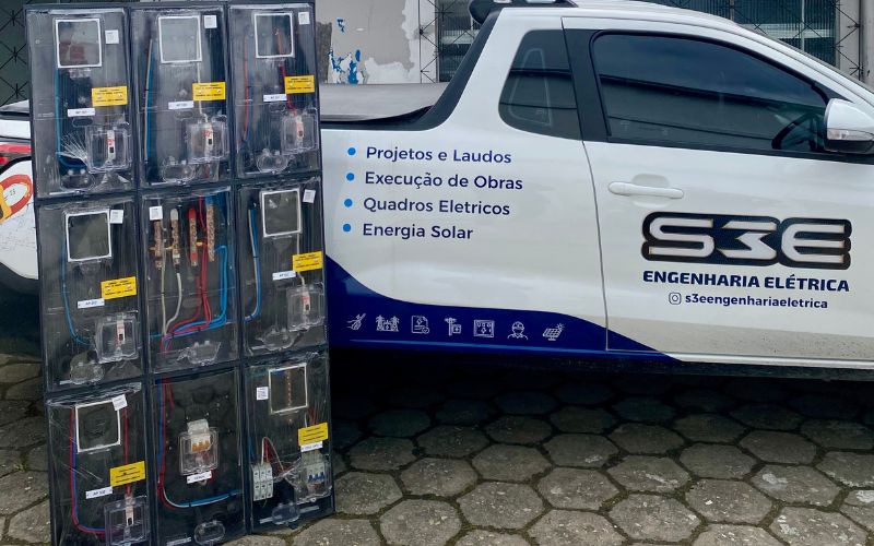 Quadro elétrico de policarbonato